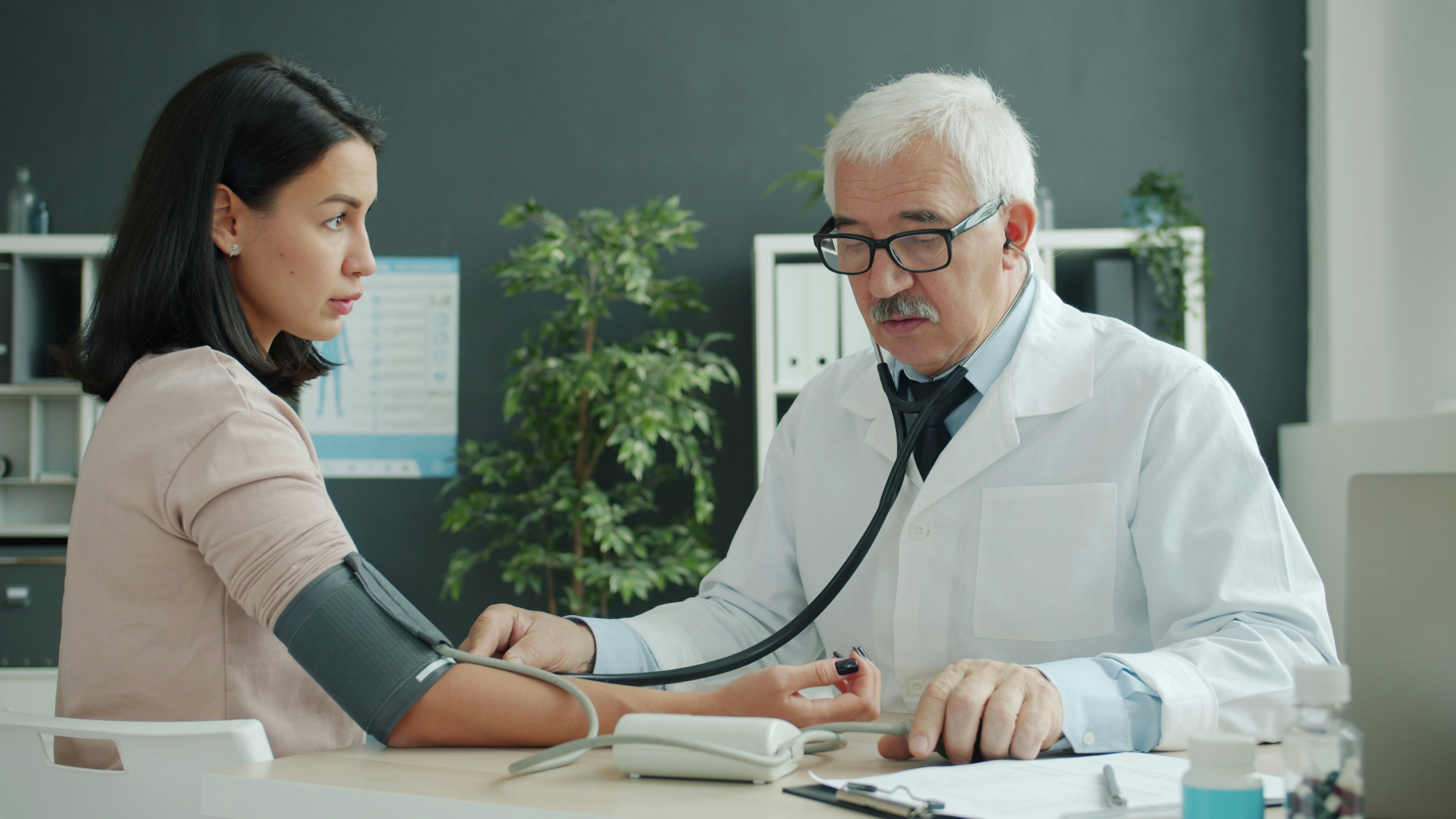 DOCTOR & HOSPITAL